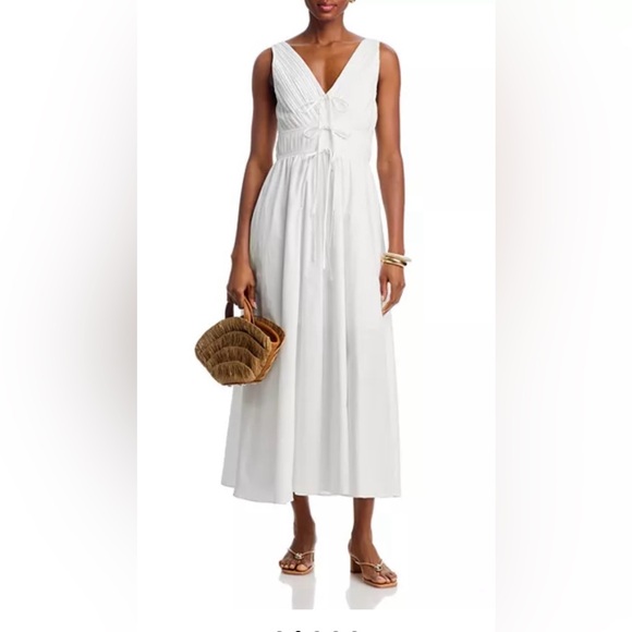 Moon River Dresses & Skirts - NWOT Moon River V neck tie front midi dress